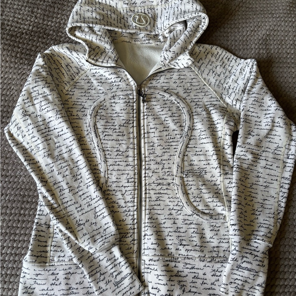 Lululemon Scuba Hoodie Manifesto Script